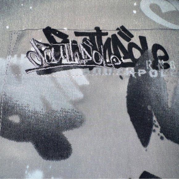 Southpole Mens S/S Shirt Adult 2XL Grey Graphic Graffiti Print Button Down - Picture 5 of 10